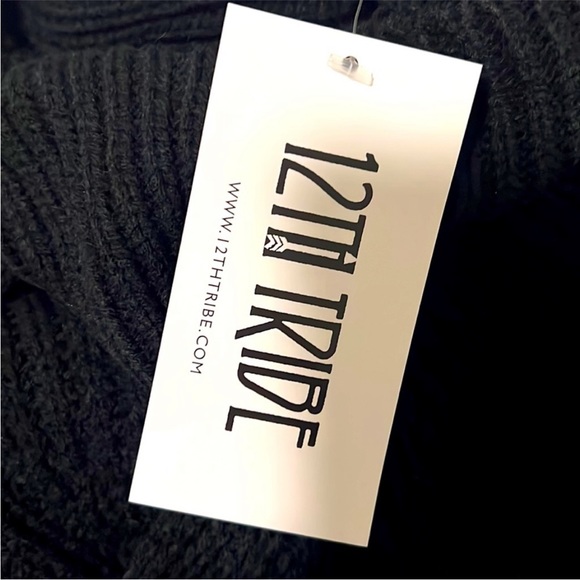 12th Tribe NWT Jeni black sweater dress - Picture 5 of 5